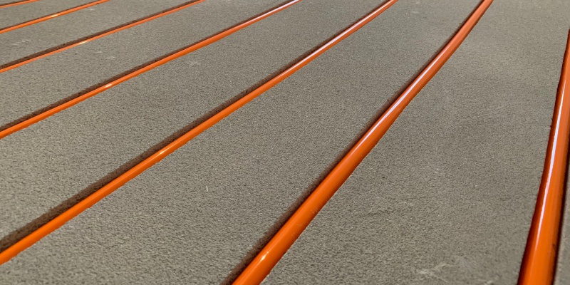 Pokladka podlahoveho kurenia.jpg